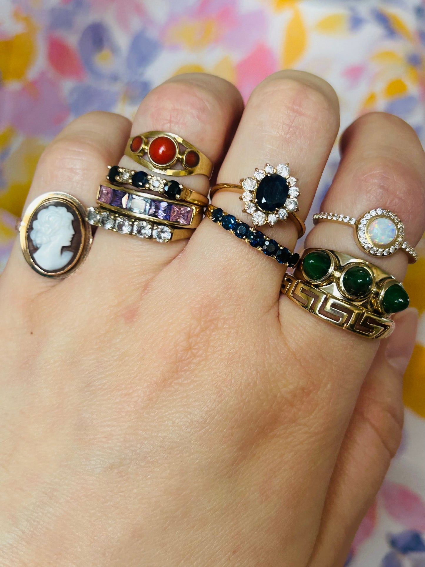 “ Rainbow “ Vintage Geelgouden ring