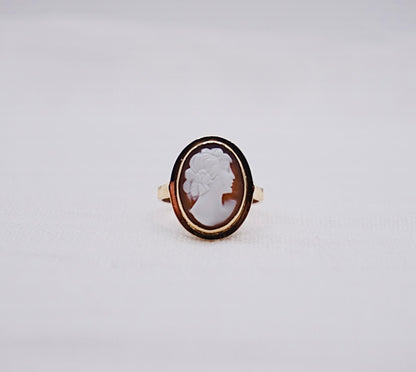 “ Lady” Vintage Geelgouden ring