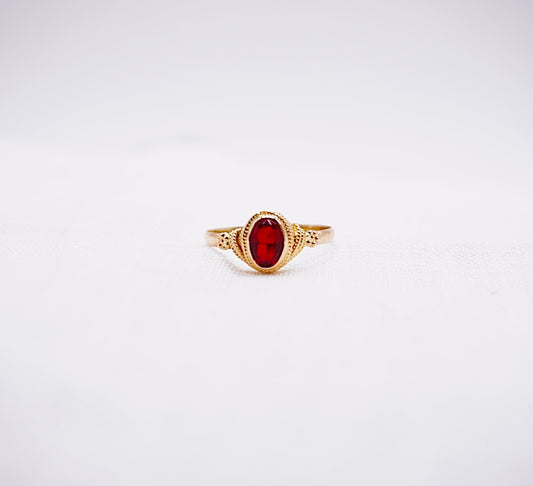 “ Ruby “ Vintage Geelgouden ring