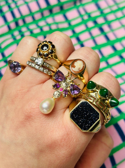 “ Little Fly “ Vintage Geelgouden ring