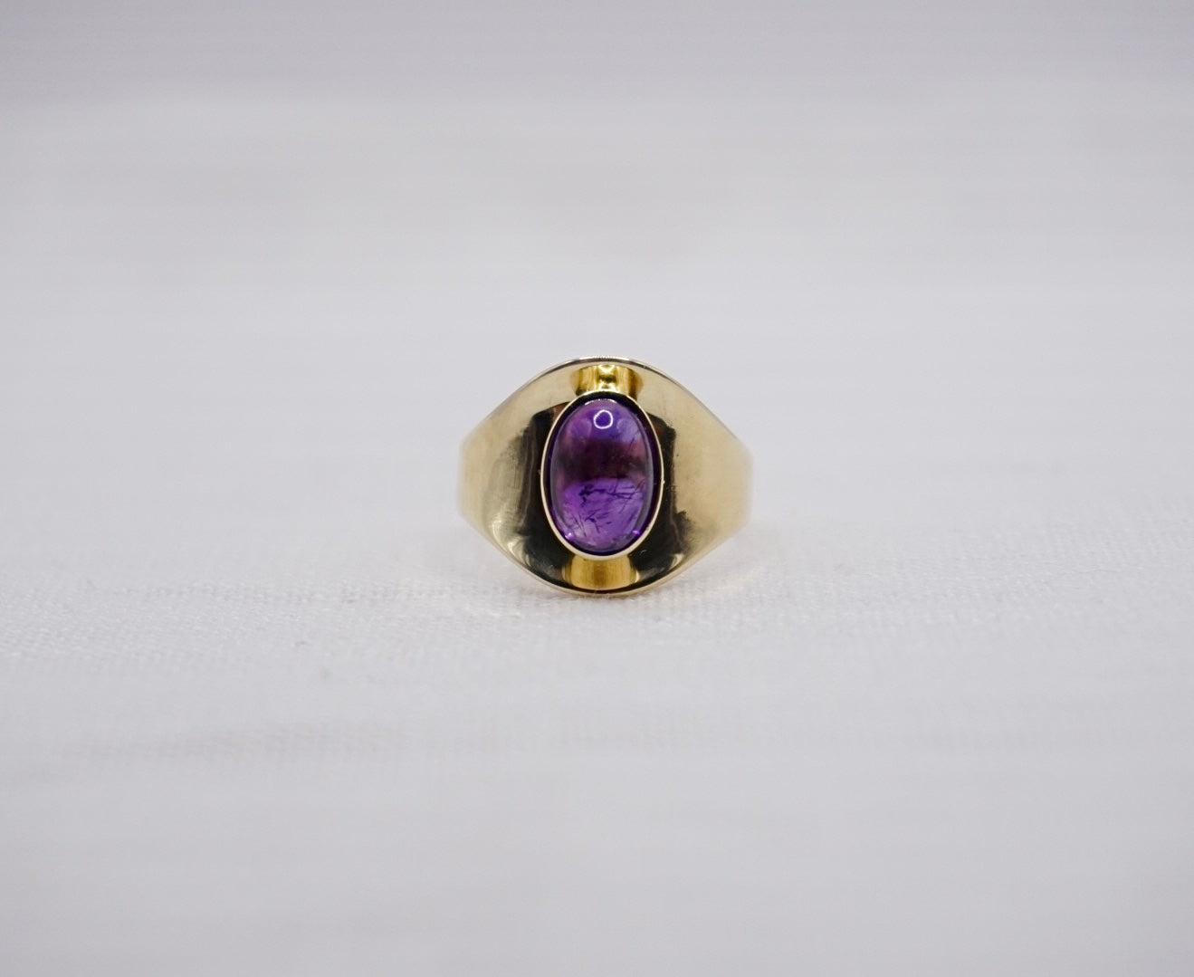 “ Round Retro “ Vintage Geelgouden ring