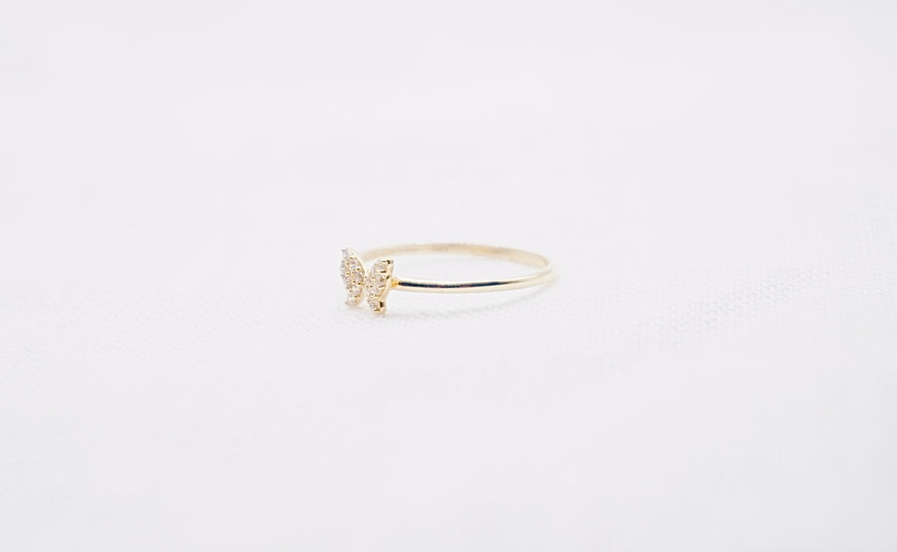 “ Butterfree “ Vintage Geelgouden ring