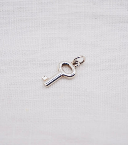 Vintage Zilveren hanger Sleutel