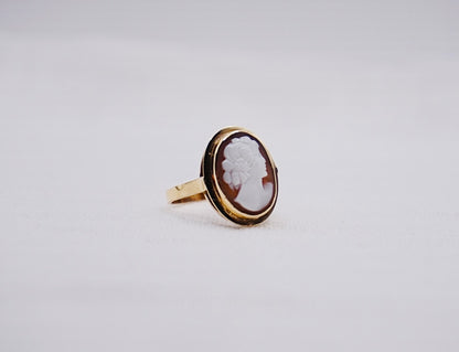 “ Lady” Vintage Geelgouden ring