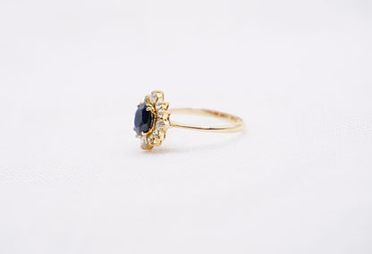 “ Something Blue “ Vintage Geelgouden ring